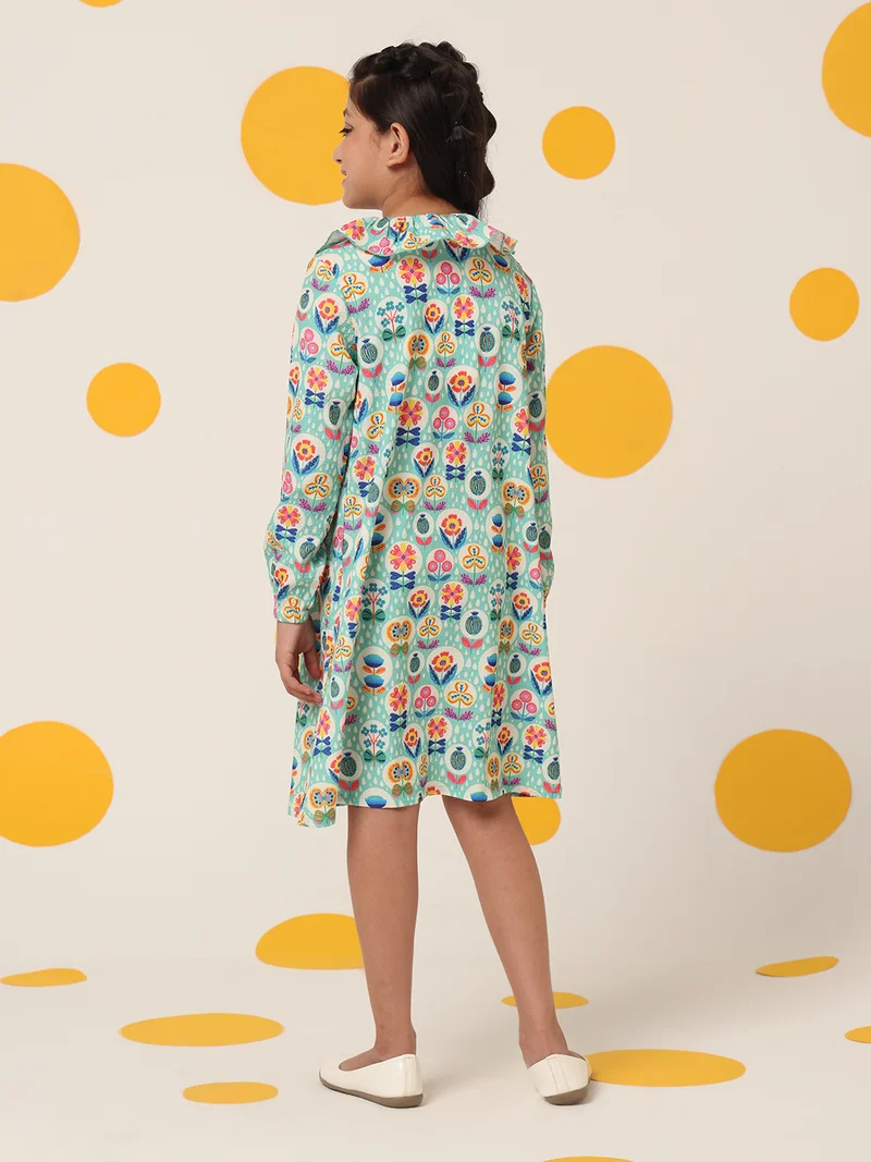 شيري أند جيري فستان Cherry & Jerry سيرساكر منقوش بقصة A-line - طول الركبة، تصميم ناعم وعملي لكل يوم.